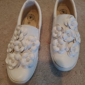 Misguided men White floral Slip On Shoes Size 8/41